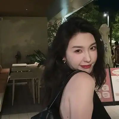 梁巧静